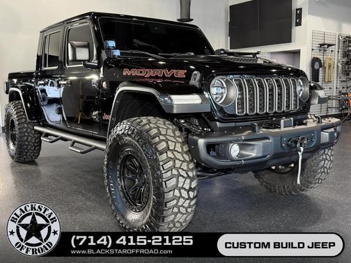 Black Clearcoat 2024 Jeep Gladiator Mojave X