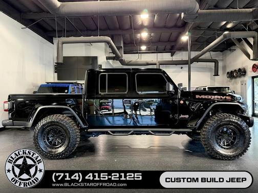 Black Clearcoat 2024 Jeep Gladiator Mojave X