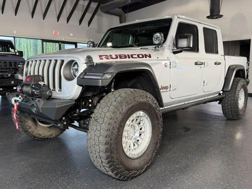 Silver Zynith Clearcoat 2023 Jeep Gladiator Rubicon
