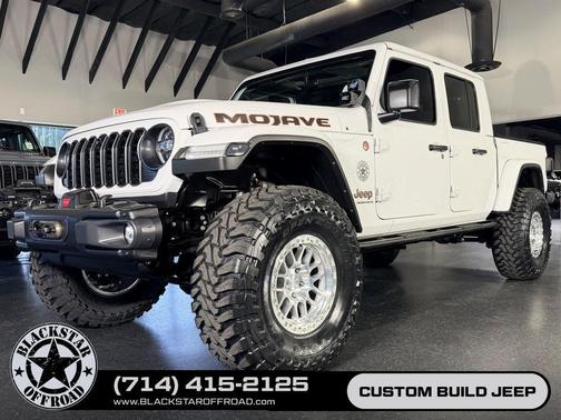Bright White Clearcoat 2023 Jeep Gladiator Mojave 4x4