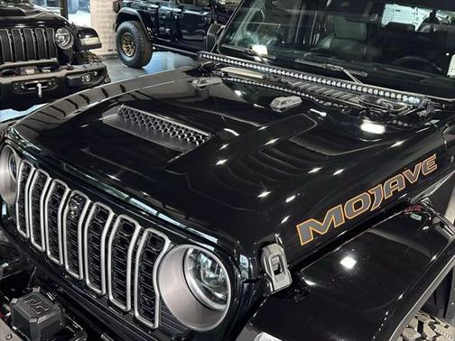 2024 Jeep Gladiator Mojave X