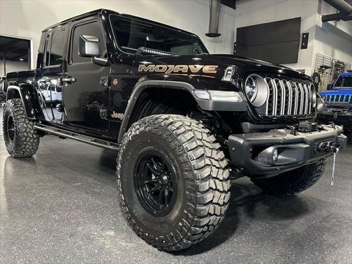 2024 Jeep Gladiator Mojave X