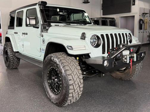 Earl Clearcoat 2023 Jeep Wrangler 4xe Sport S