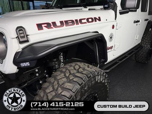 Bright White Clearcoat 2025 Jeep Wrangler Rubicon