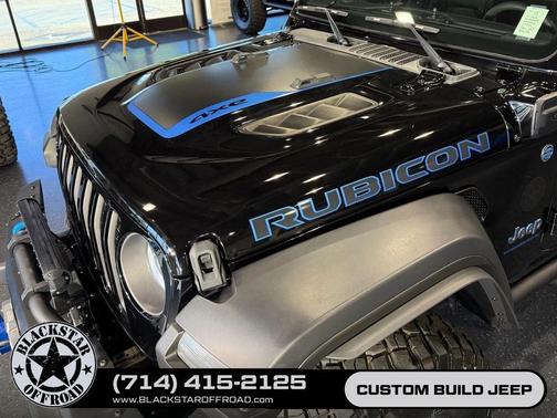 Black Clearcoat 2023 Jeep Wrangler 4xe Rubicon