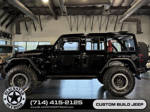 Black Clearcoat 2024 Jeep Wrangler Rubicon 392