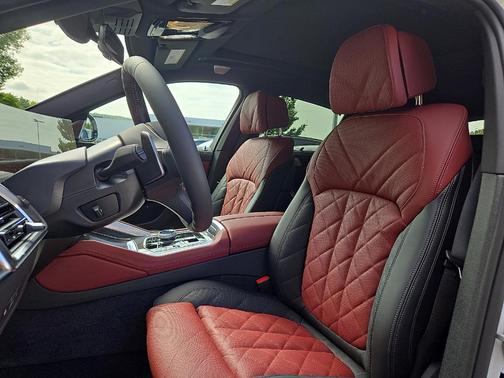 2026 BMW X6 M60i