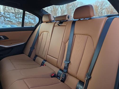 2026 BMW 330 I XDrive NA