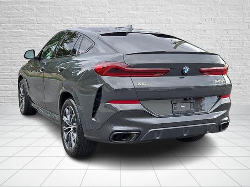 2023 BMW X6 M50i