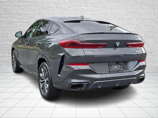 2023 BMW X6 M50i