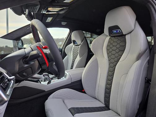 Carbon Black Metallic 2026 BMW X6 M Competition