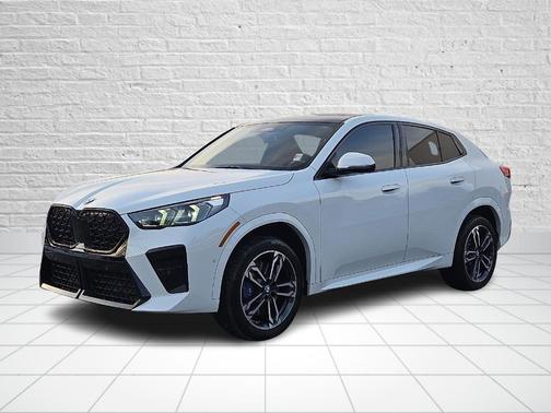 2025 BMW X2 xDrive28i