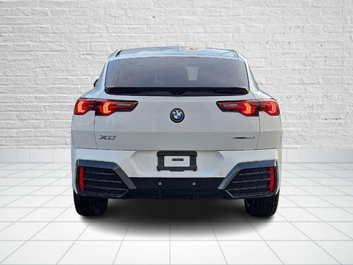 2025 BMW X2 xDrive28i