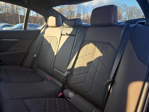 2026 BMW 540 i xDrive