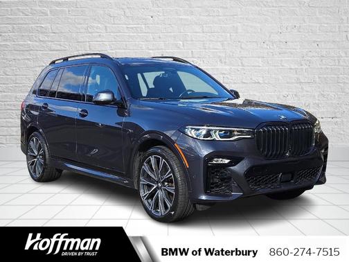 2022 BMW X7 M50i