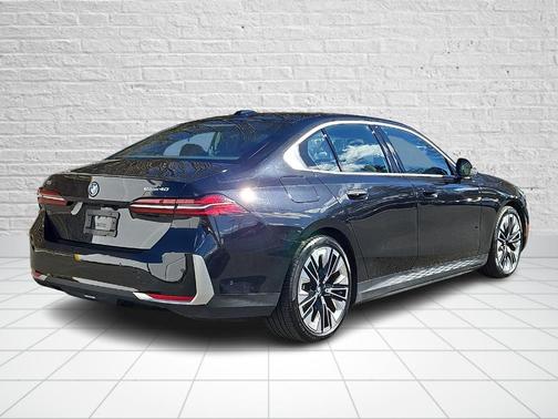 2024 BMW i5 eDrive40