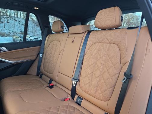 Tanzanite Blue 2026 BMW X5 xDrive40i