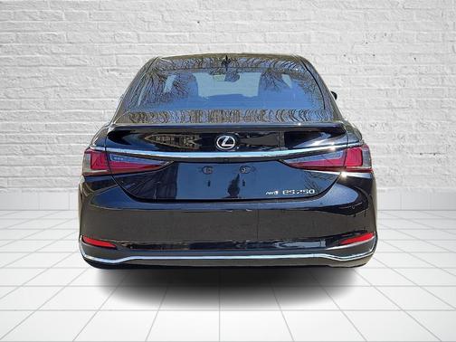 2021 Lexus ES 250