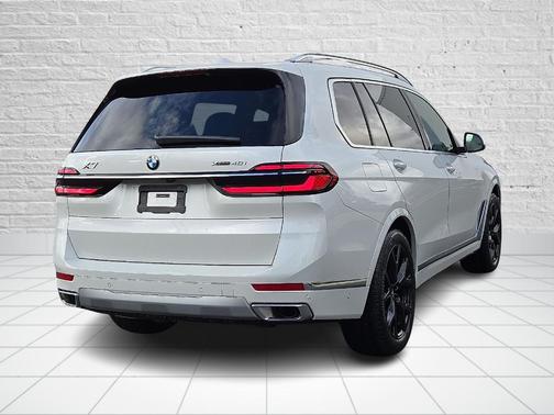 2026 BMW X7 xDrive40i