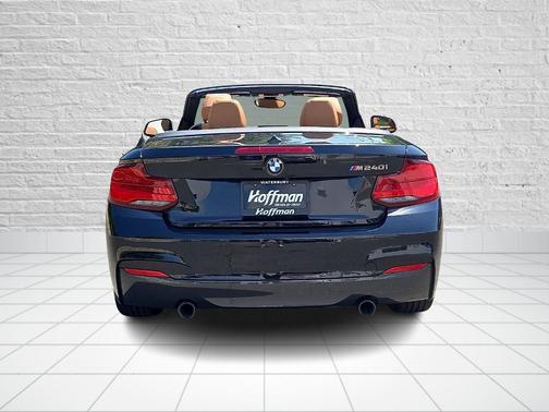 Black Sapphire Metallic 2018 BMW M240 i
