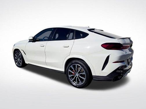 Alpine White 2024 BMW X6 xDrive40i