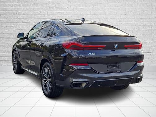 2023 BMW X6 xDrive40i