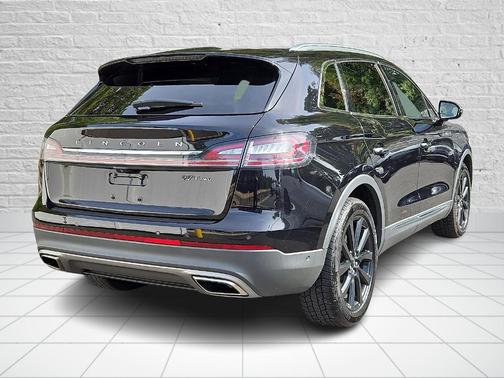 2020 Lincoln Nautilus Reserve