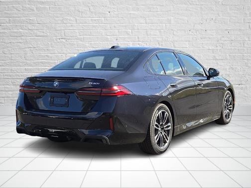 2026 BMW 530 i xDrive