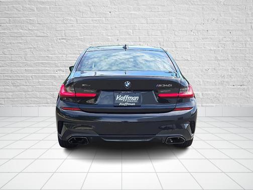 Black Sapphire Metallic 2021 BMW M340 i xDrive