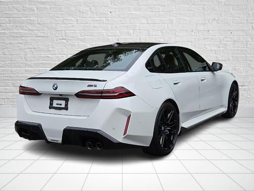 2026 BMW M5 Base