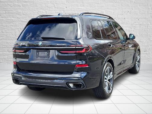 2025 BMW X7 xDrive40i