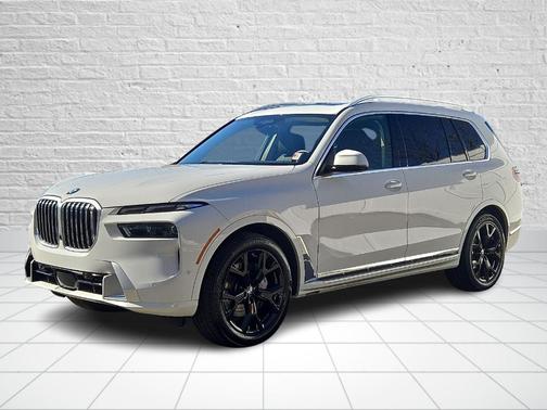 Alpine White 2026 BMW X7 xDrive40i