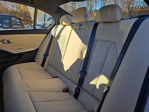 Alpine White 2026 BMW 330 I XDrive