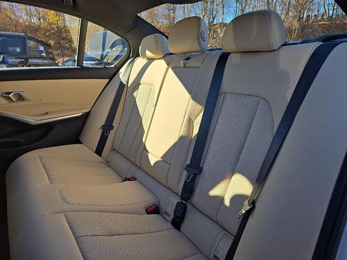 Alpine White 2026 BMW 330 I XDrive