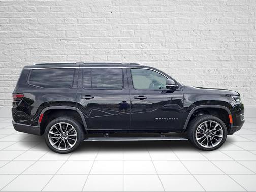 Diamond Black 2022 Jeep Wagoneer Series III