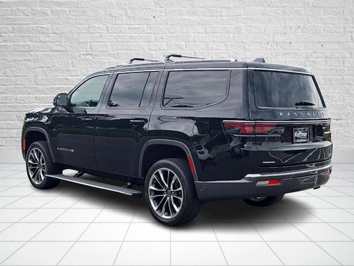 Diamond Black 2022 Jeep Wagoneer Series III