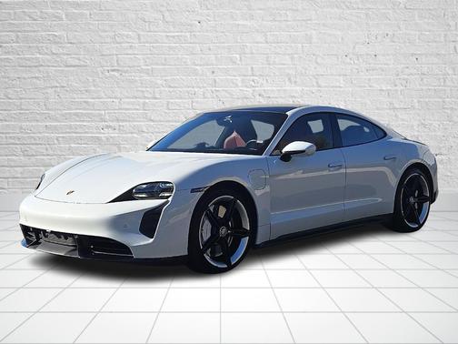 2020 Porsche Taycan Turbo