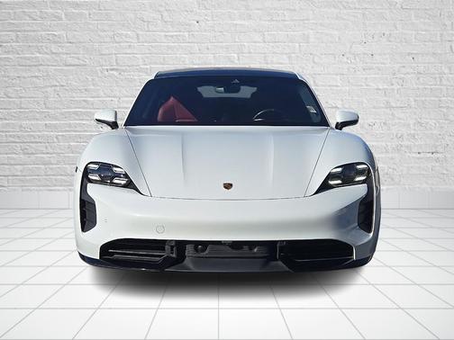 2020 Porsche Taycan Turbo