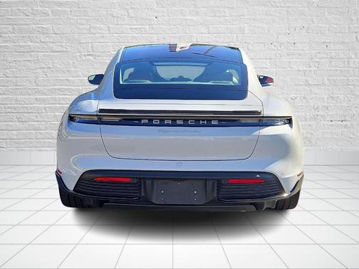 2020 Porsche Taycan Turbo