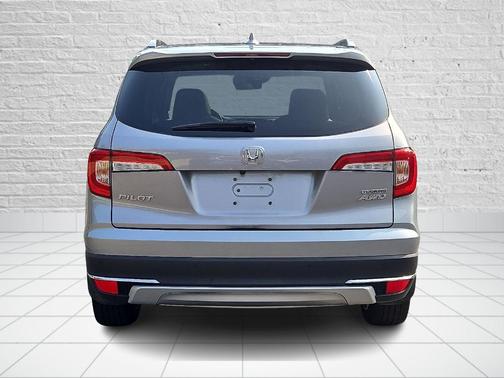 2021 Honda Pilot Touring 8-Passenger