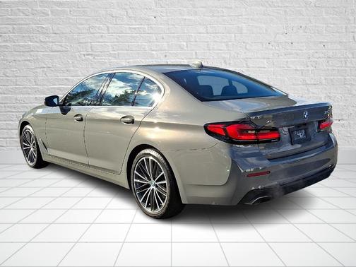2022 BMW 530 i xDrive
