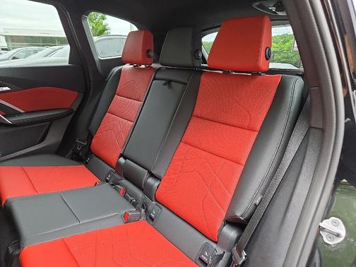 2025 BMW X1 M35i