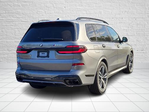 2026 BMW X7 M60i