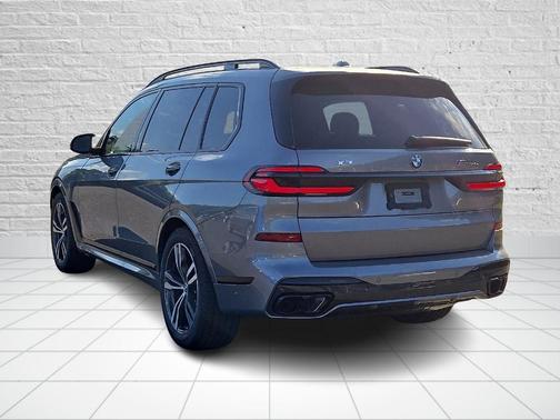 2026 BMW X7 M60i