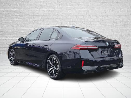 2024 BMW 540 i xDrive