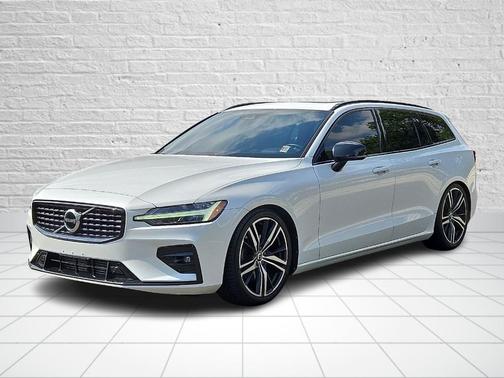 2020 Volvo V60 T5 R-Design