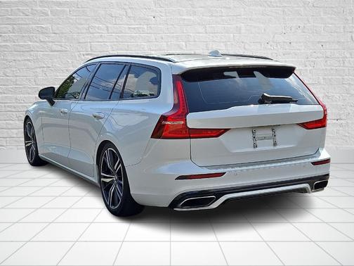 2020 Volvo V60 T5 R-Design