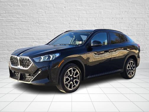 Black Sapphire Metallic 2025 BMW X2 xDrive28i