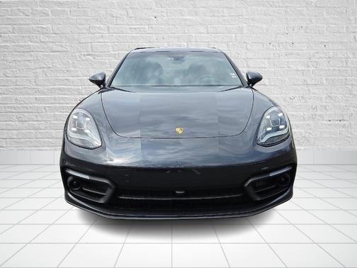 2023 Porsche Panamera E-Hybrid 4 Platinum Edition
