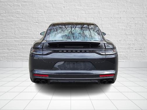 2023 Porsche Panamera E-Hybrid 4 Platinum Edition